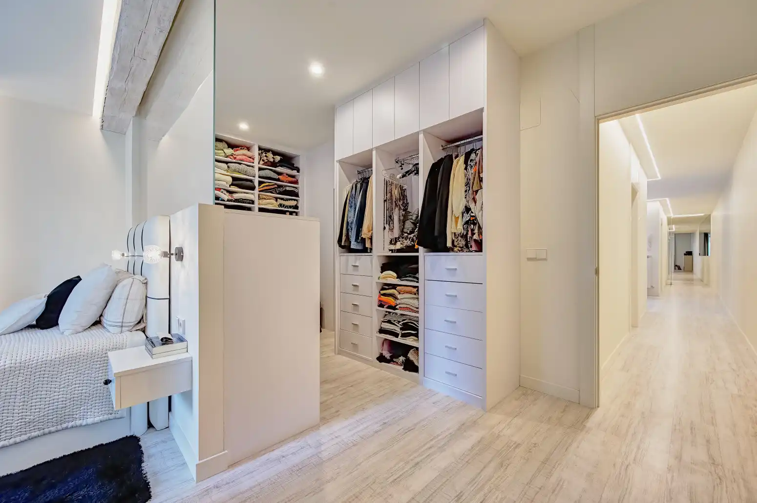 Habitación de Piso en venta en  Pamplona / Iruña con Calefacción, Parquet y Amueblado