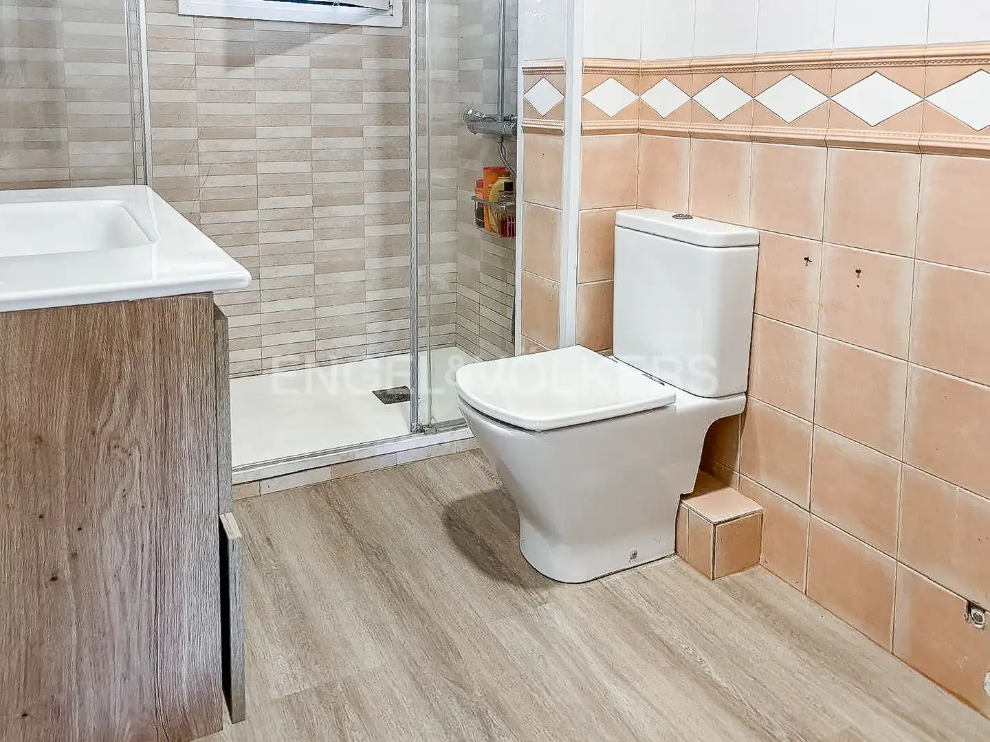 Bathroom of Flat for rent in Gavà  with Air Conditioner, Heating and Private garden