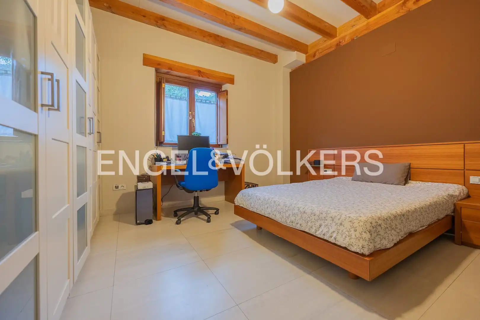 Dormitori de Casa o xalet en venda en Elorrio amb Calefacció, Jardí privat i Terrassa