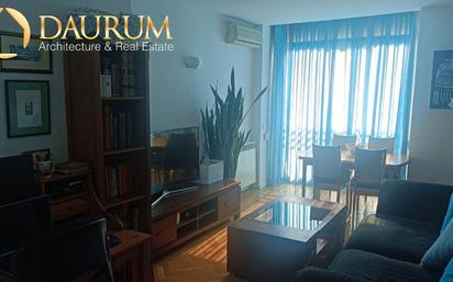 Living room of Flat for sale in  Madrid Capital  with Air Conditioner, Heating and Storage room
