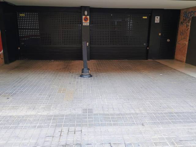 Garaje en Venta en Sants-Badal