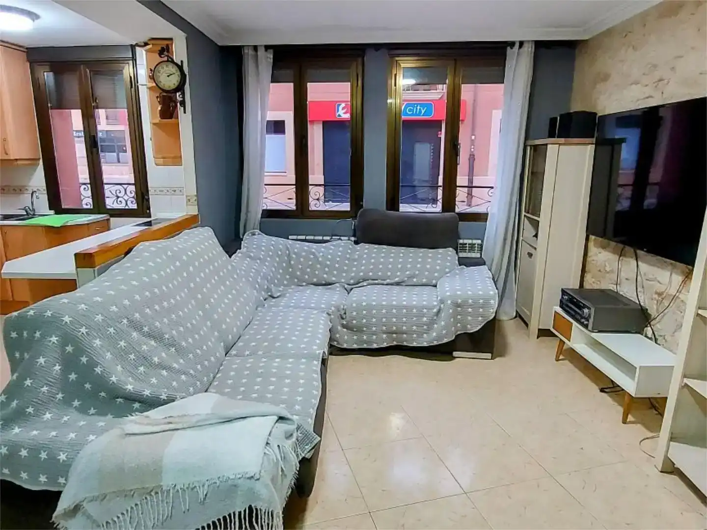 Sala de estar de Piso en venta en Ayllón con Parquet, Trastero y Balcón