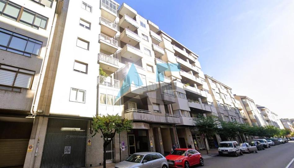 Foto 1 de Pis en venda a Av Santiago, Ventiun, Ourense