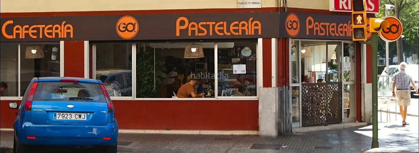 Business premises for sale in Carrer de Francesc Pi i Margall 2, imagen 4