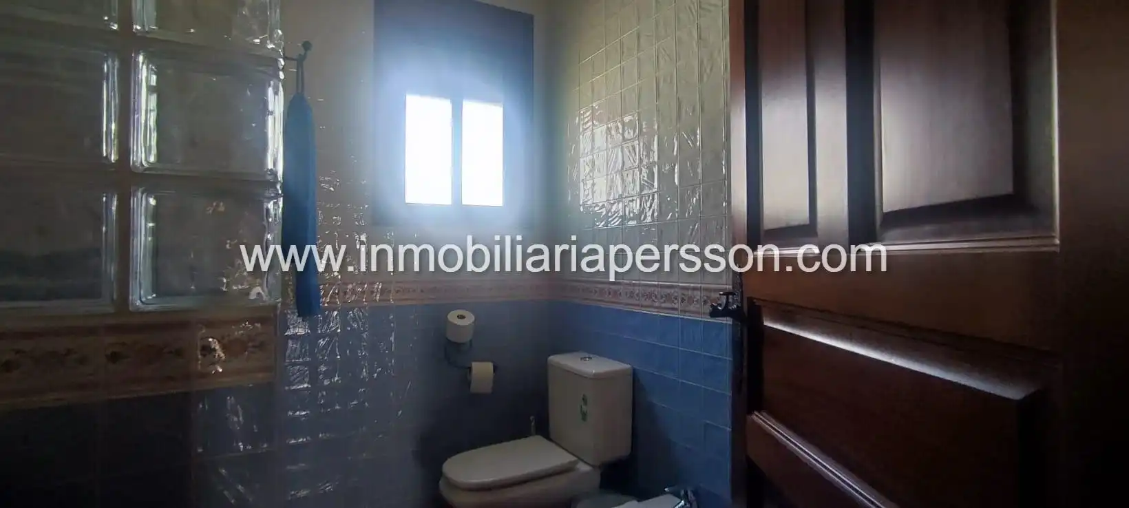 Bany de Casa o xalet en venda en Écija amb Calefacció, Jardí privat i Terrassa