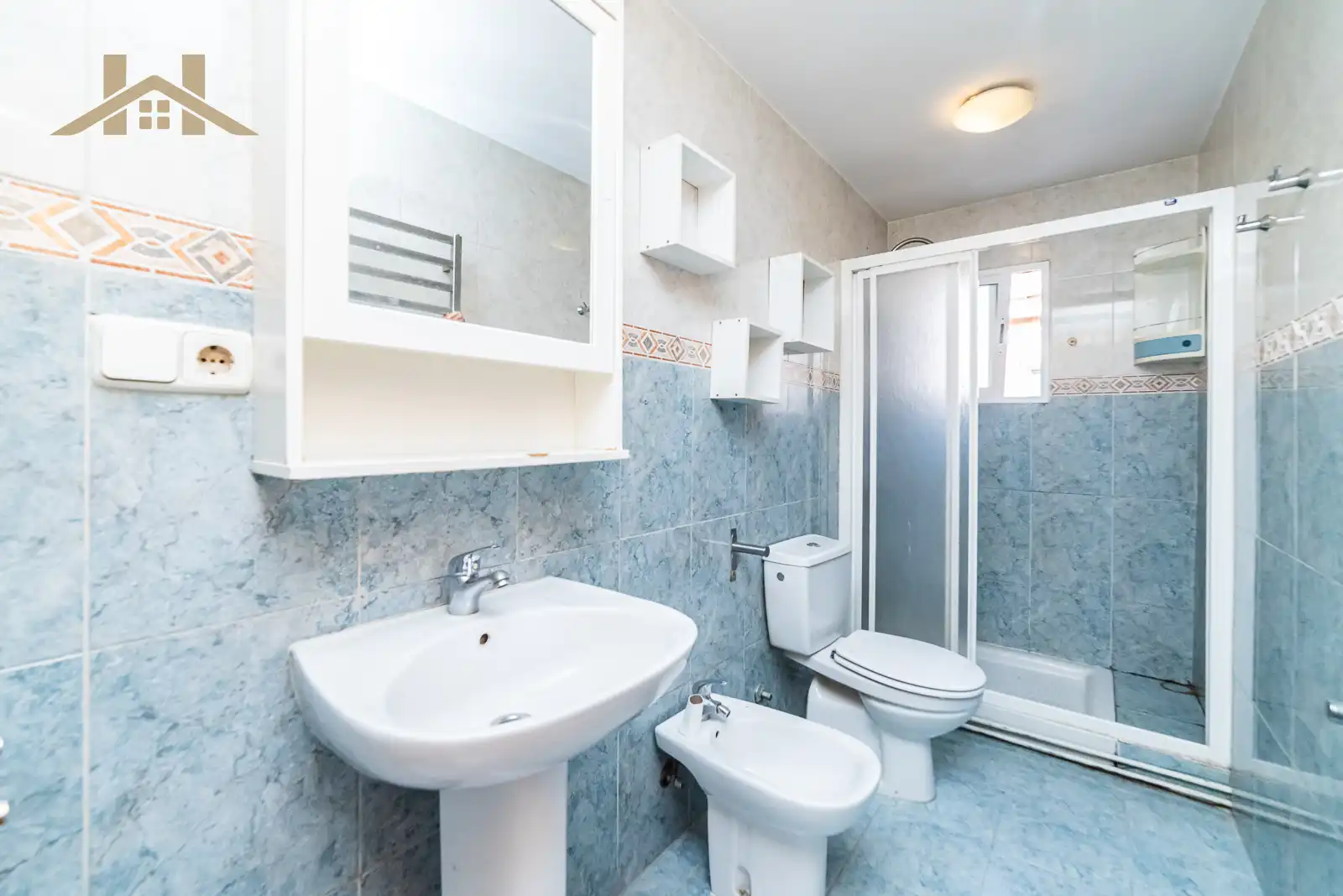 Baño de Piso en venta en San Nicasio - Campo de Tiro - Solagua