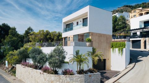 NUEVO Y ESPECTACULAR CHALET EN VENTA EN ALCALALÍ!