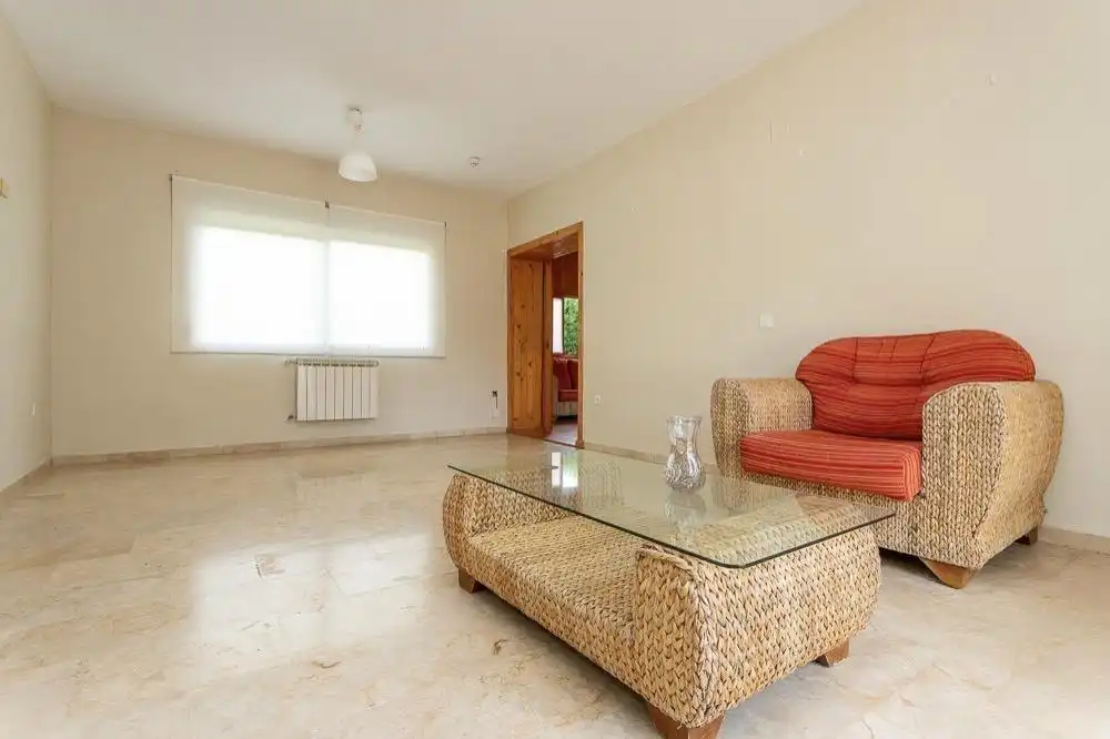 Sala de estar de Casa o chalet en venta en Cáceres con Calefacción, Jardín privado y Terraza