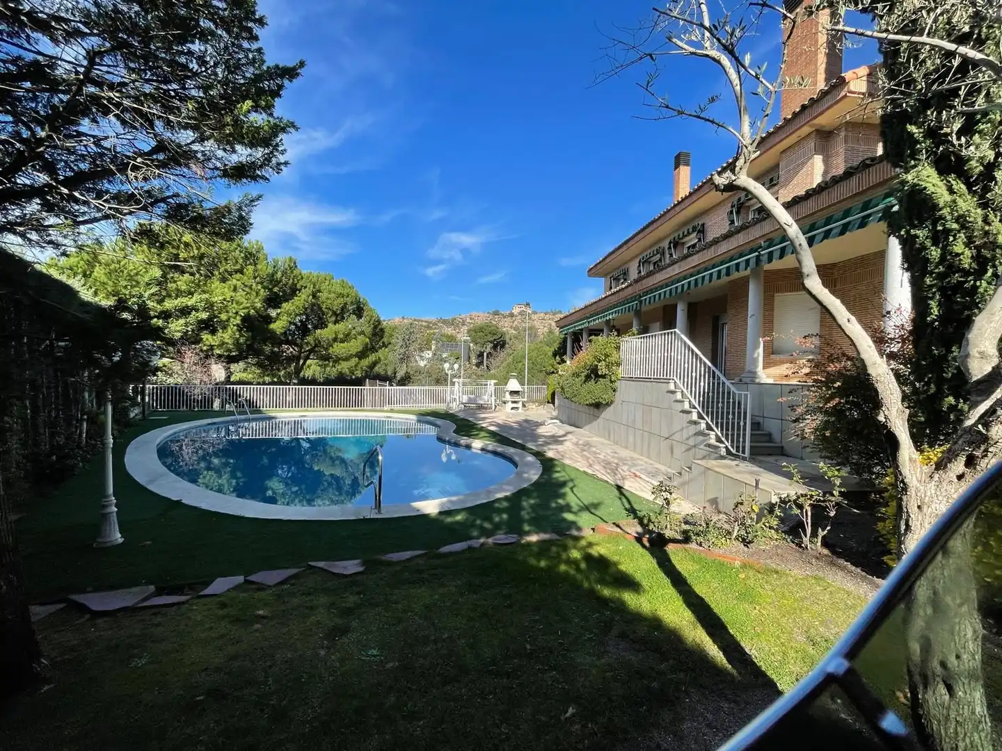 Piscina de Casa o chalet en venta en Torrelodones con Aire acondicionado, Calefacción y Jardín privado