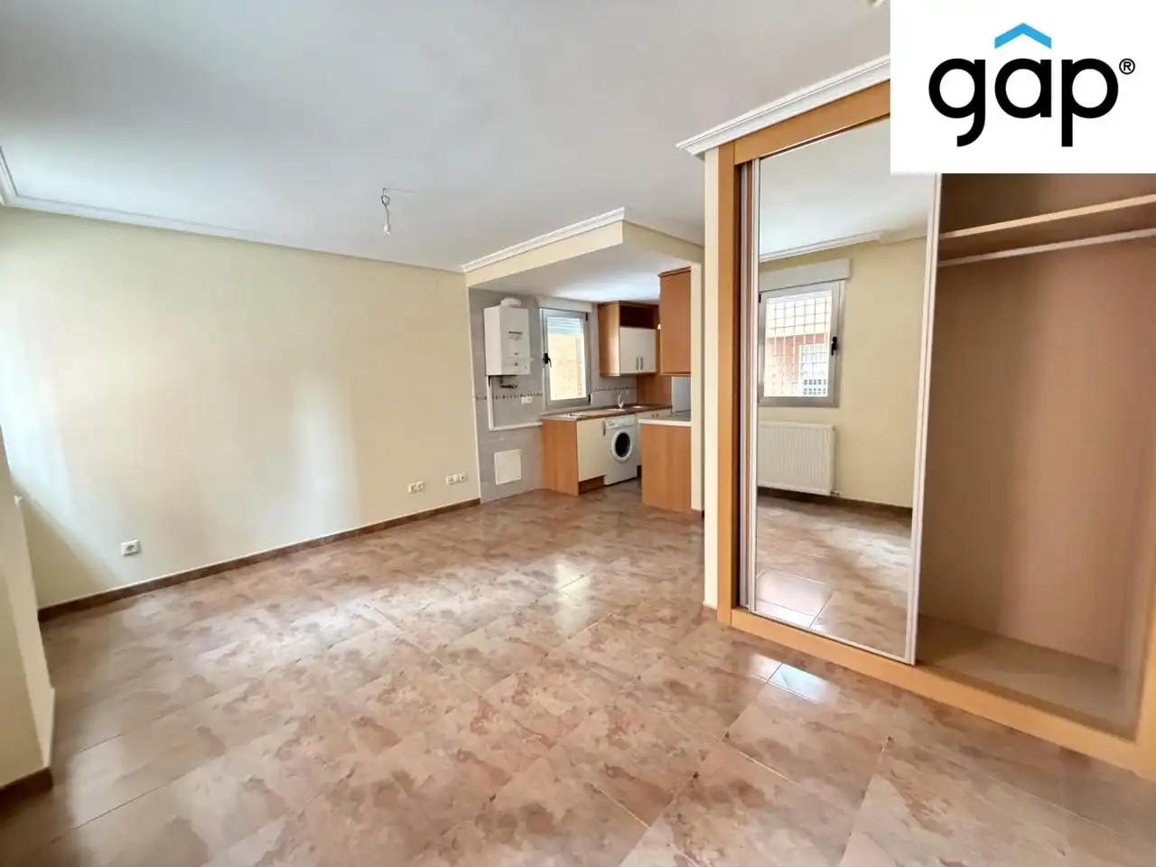 Sala de estar de Estudio en venta en Cuenca con Trastero