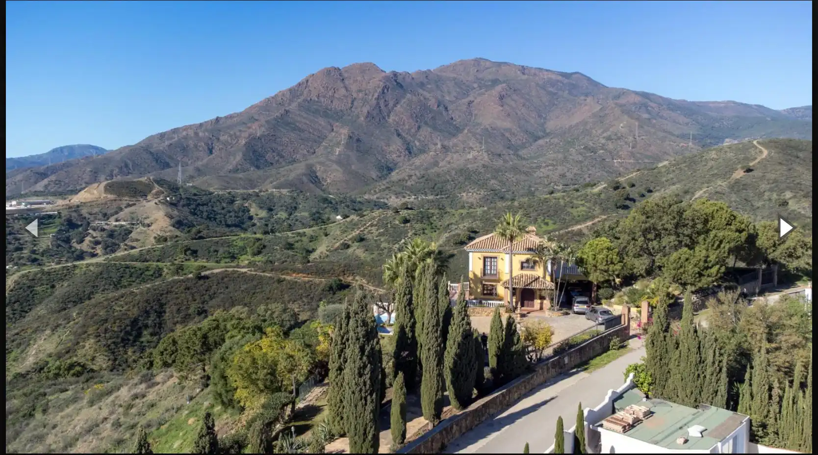 Vista exterior de Terreno en venta en Estepona