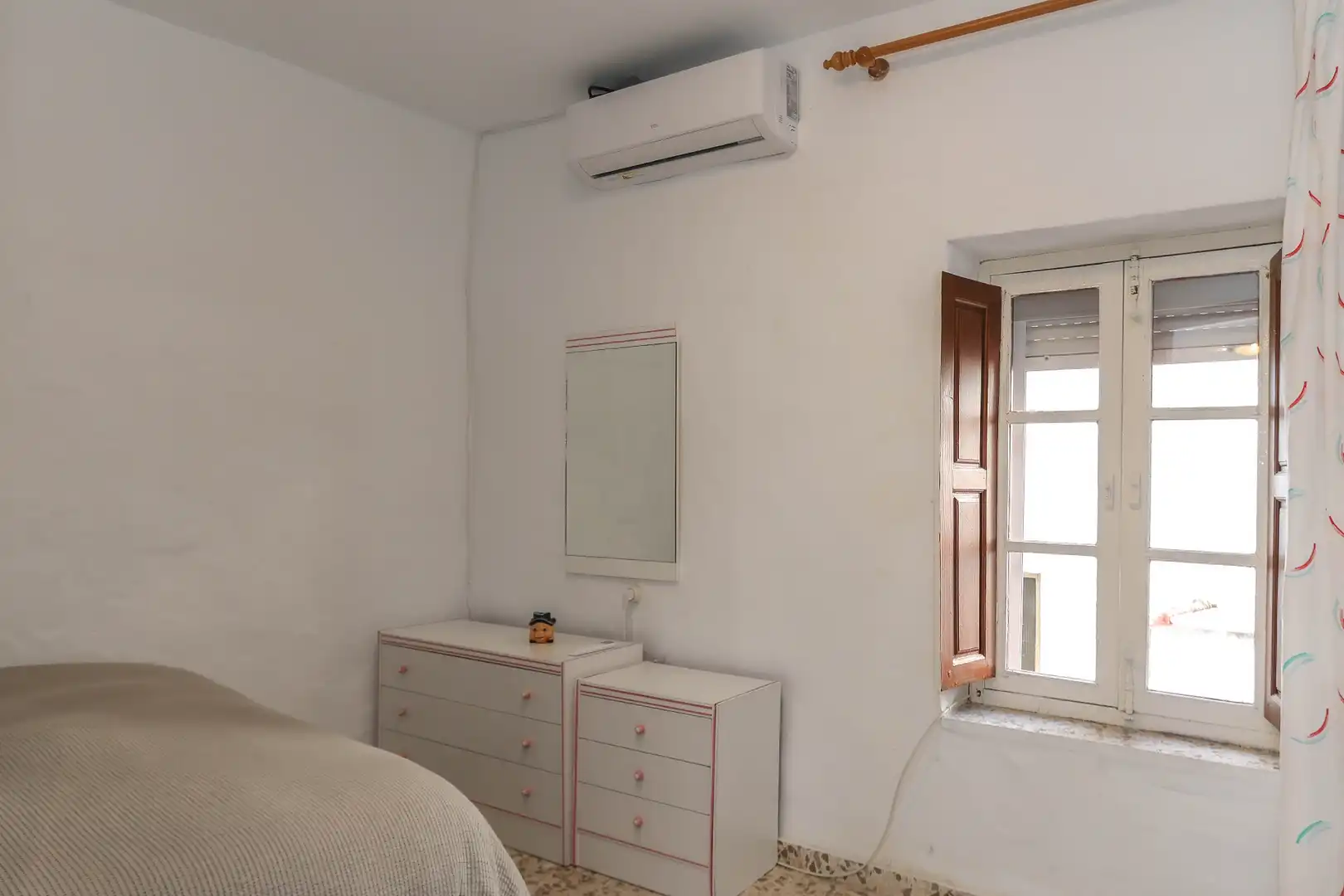 Habitación de Casa o chalet en venta en Tolox