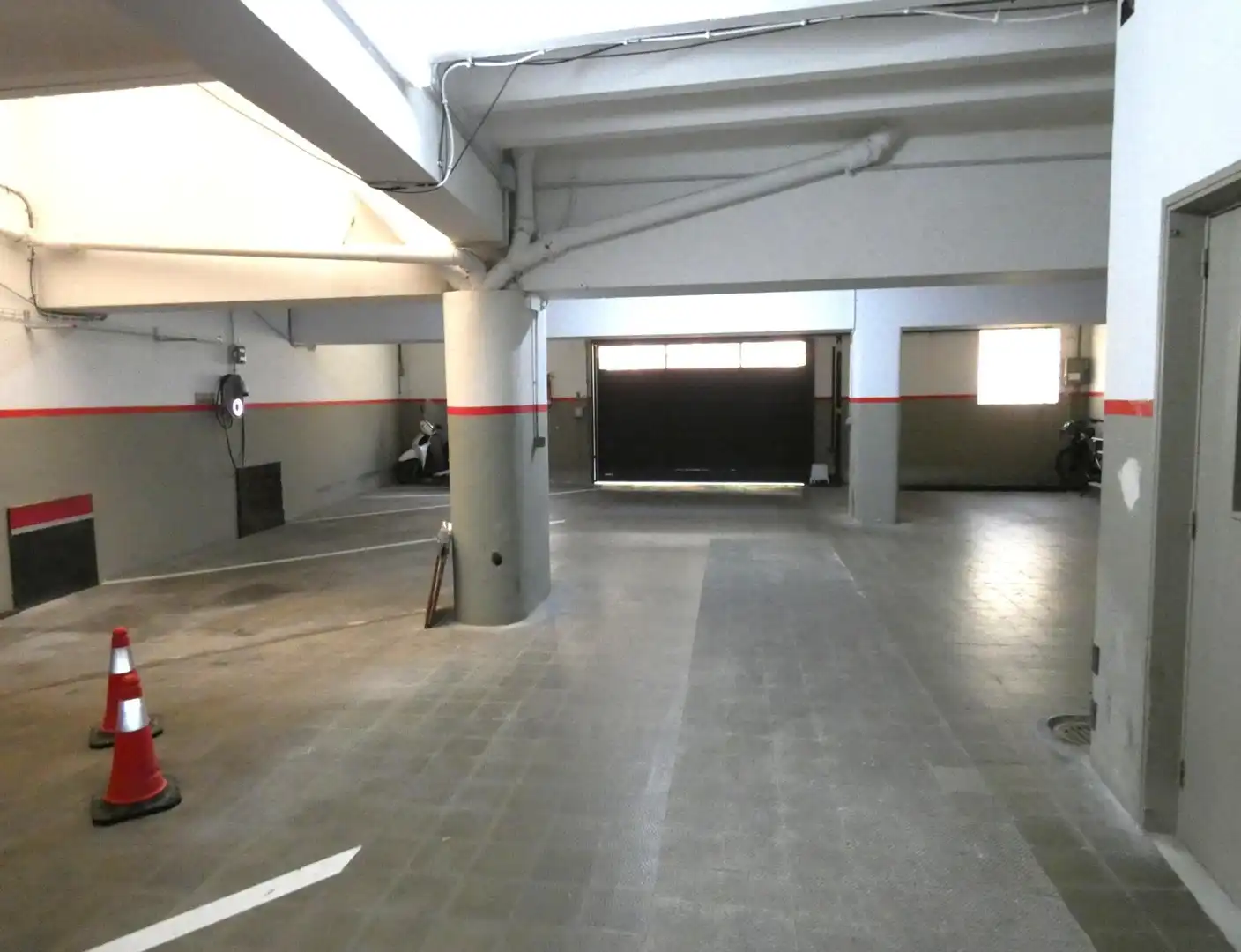 Parkplatz von Dachboden zur Miete in Barcelona mit Parkett