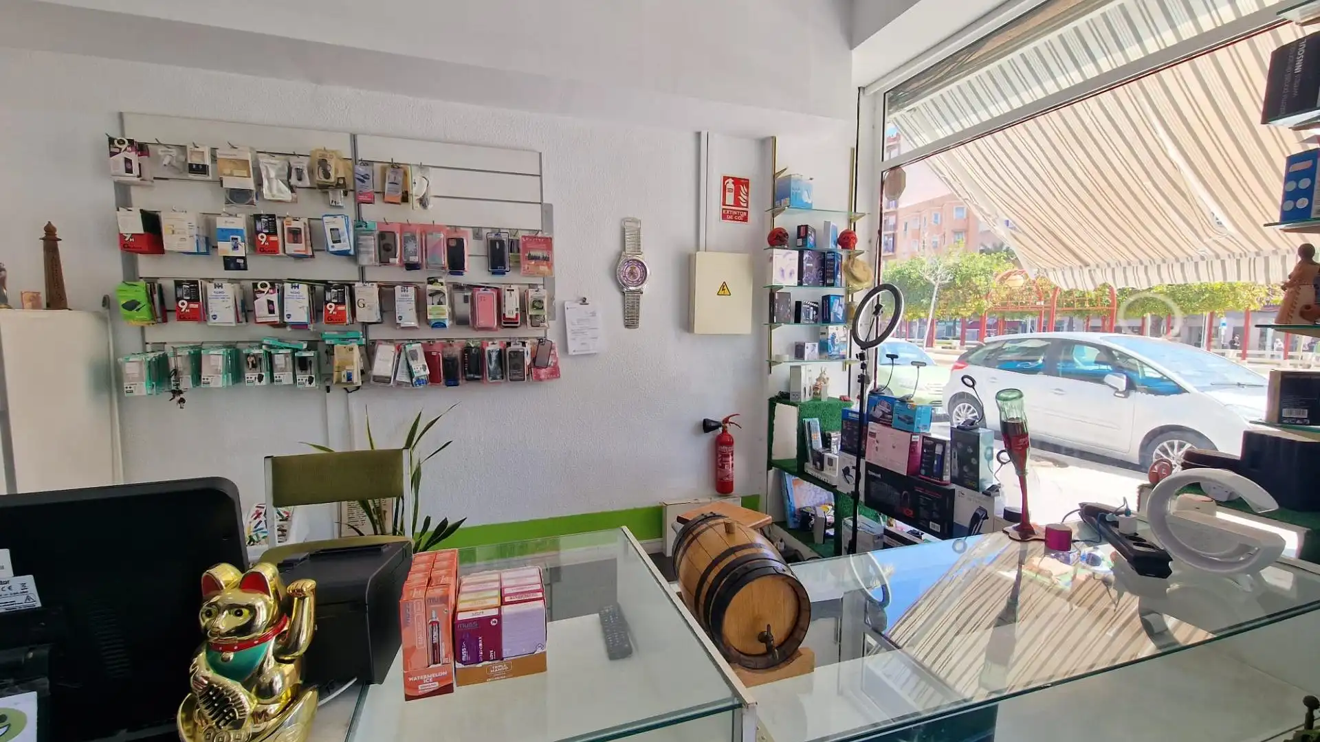 Geschaftsraum zur Miete in Carrús Este, Elche ciudad