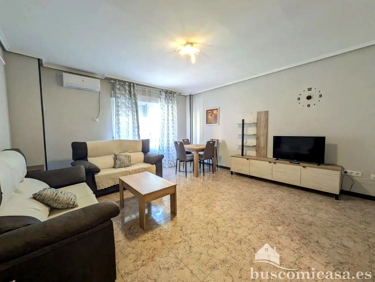Appartamento in affitto a Calle Argüelles, imagen 3