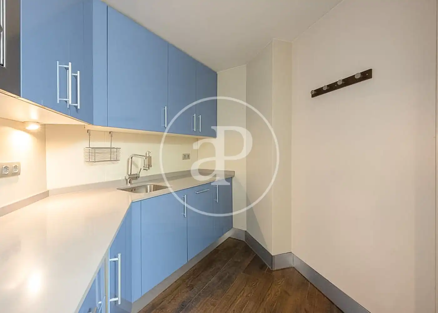 Kitchen of Flat for rent in Madrid  with Air Conditioner, Heating and Terrace