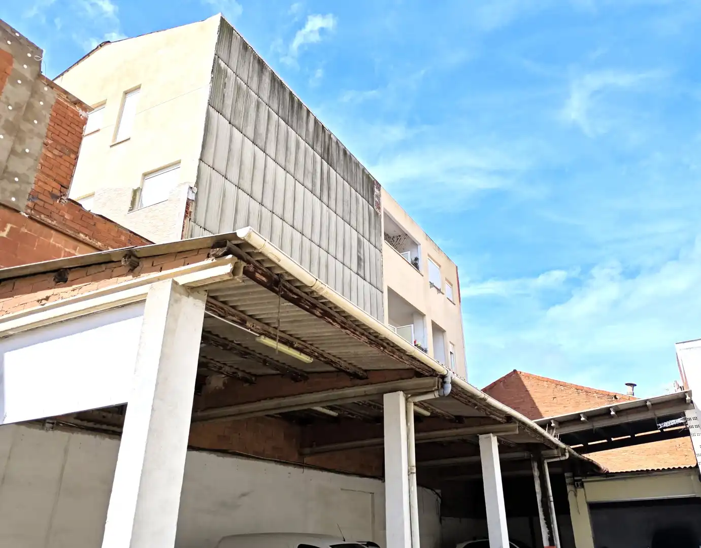 Exterior view of Residential for sale in Terrassa