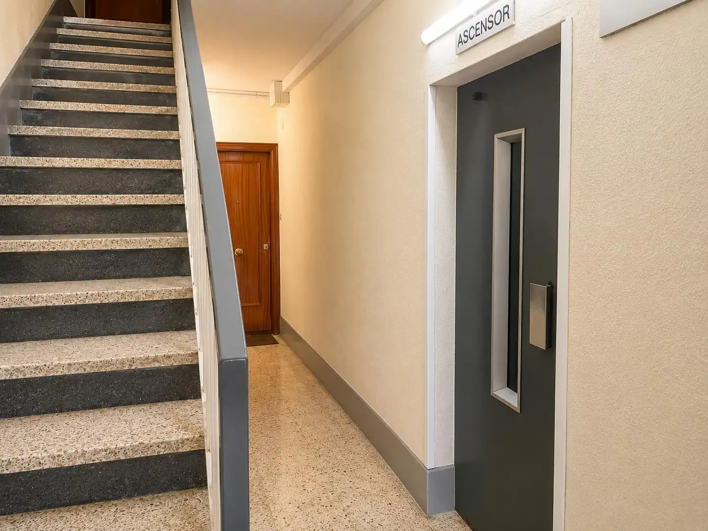 Piso en venta en Badalona con Balcón