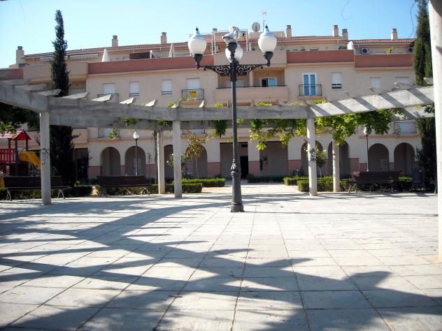 Vista exterior de Pis de lloguer en Maracena amb Calefacció, Moblat i Rentadora