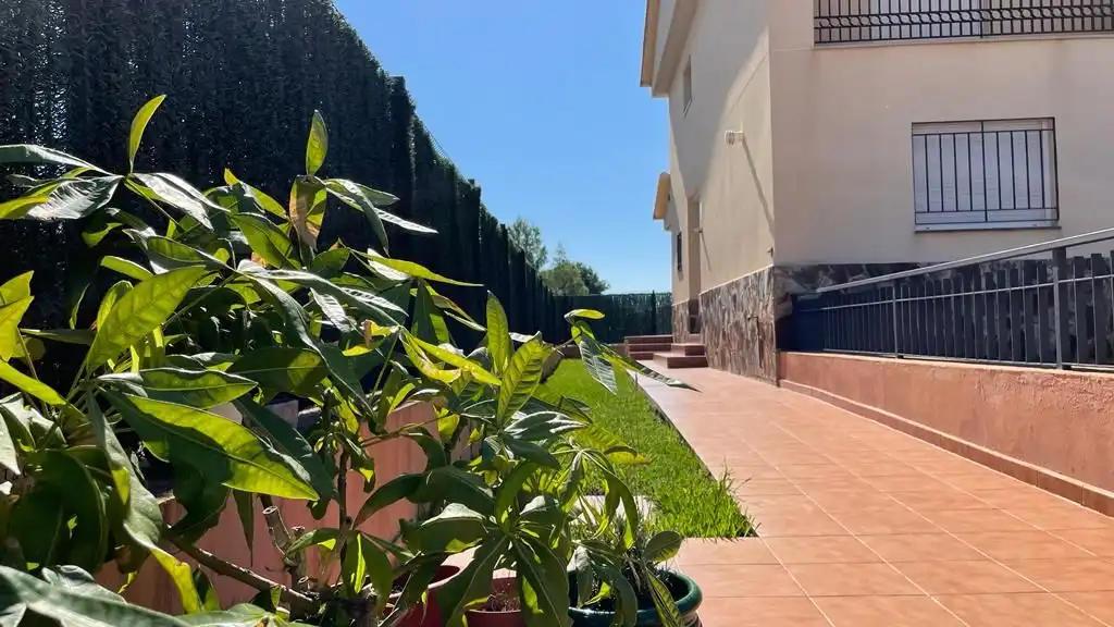 Casa amb piscina en venda a Montornés - Las Palmas - El Refugio, imagen 37