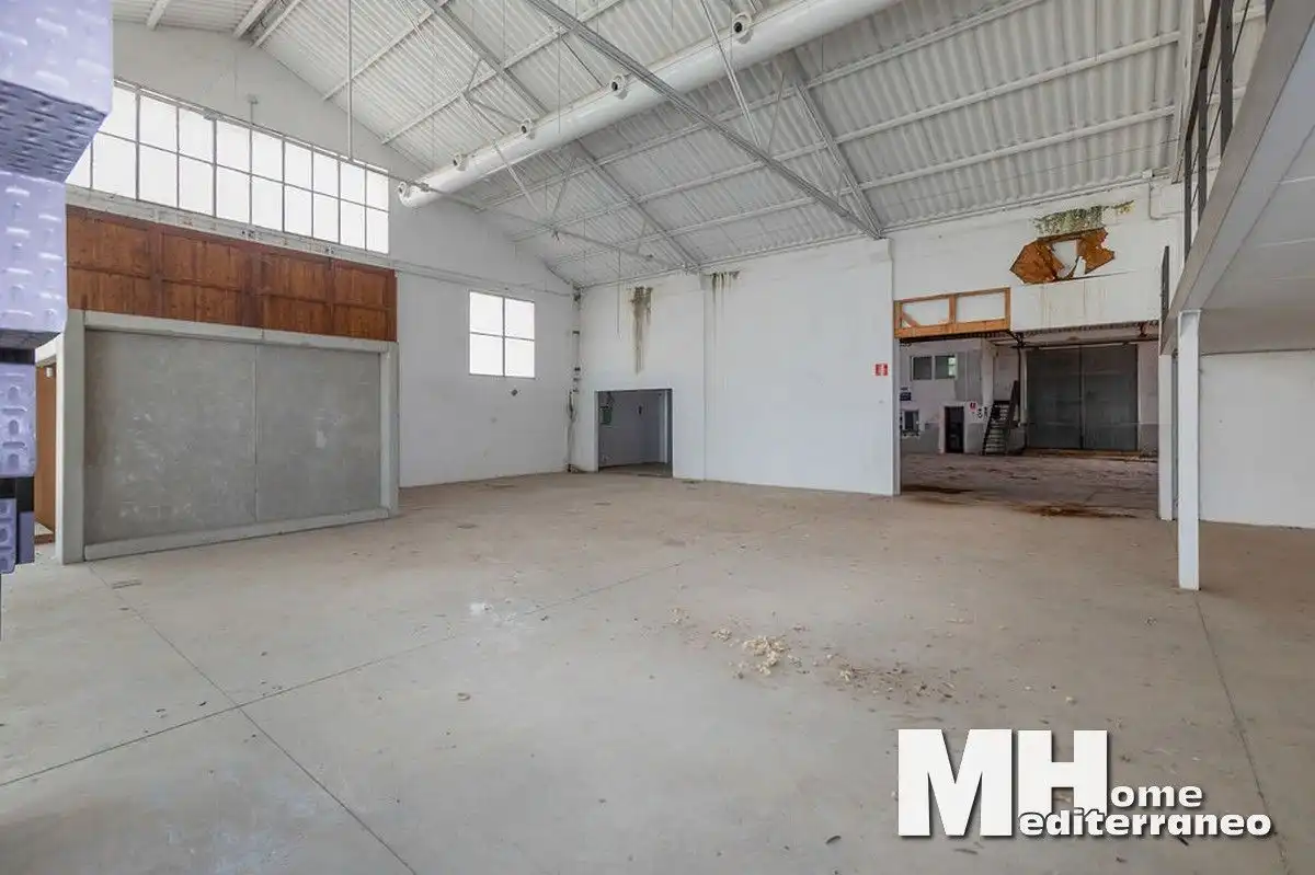 Nau industrial en venda en Segorbe
