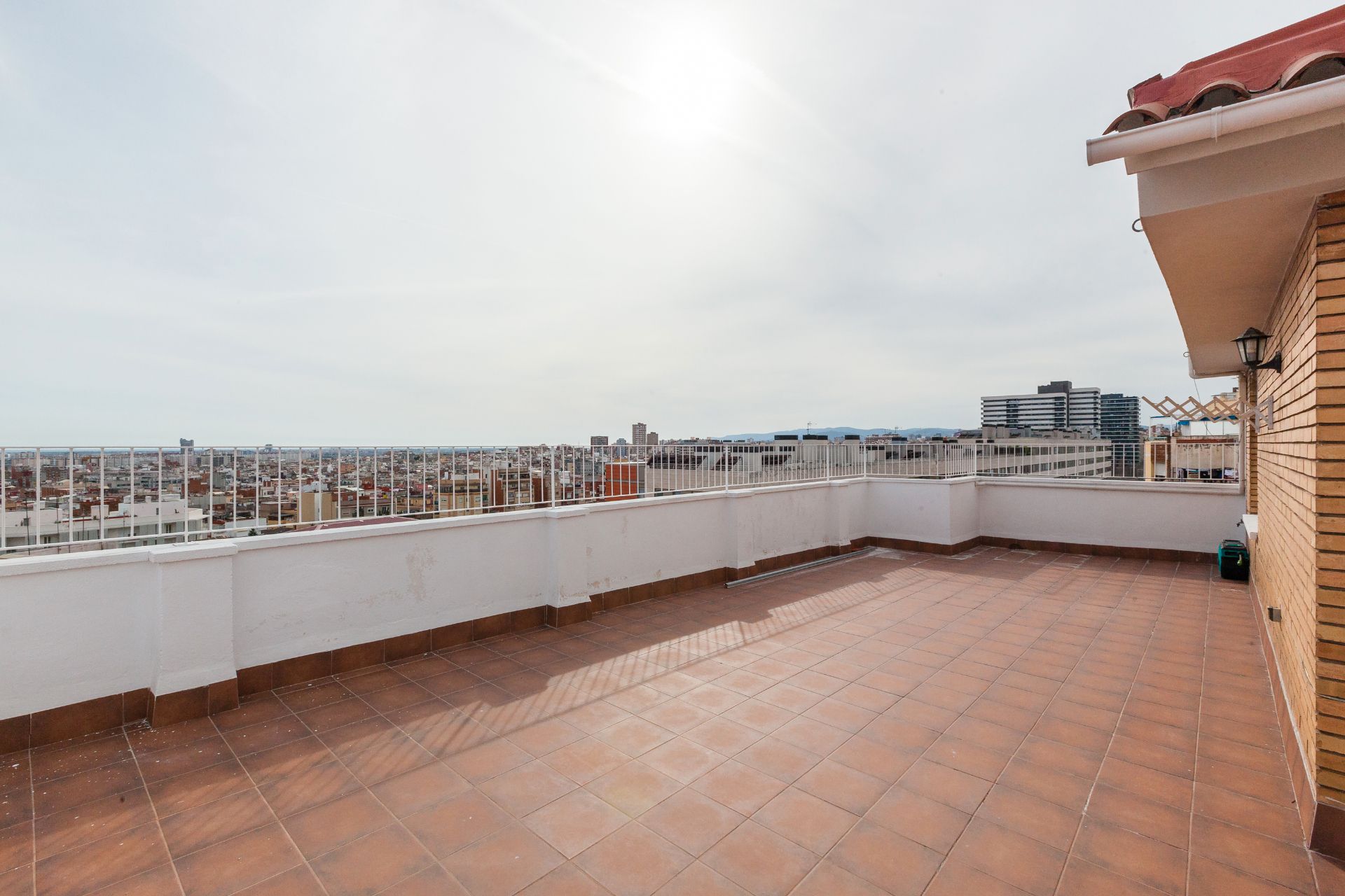 Terrasse von Dachboden zum Verkauf in  Barcelona Capital mit Klimaanlage, Heizung und Terrasse