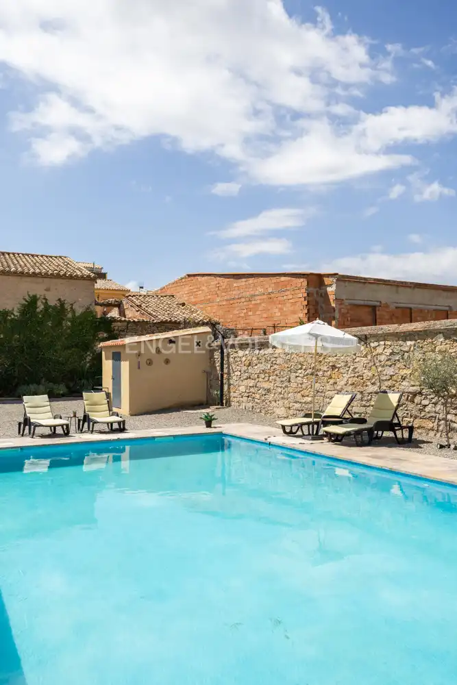 Piscina de Casa o chalet en venta en Alcublas con Aire acondicionado, Calefacción y Jardín privado