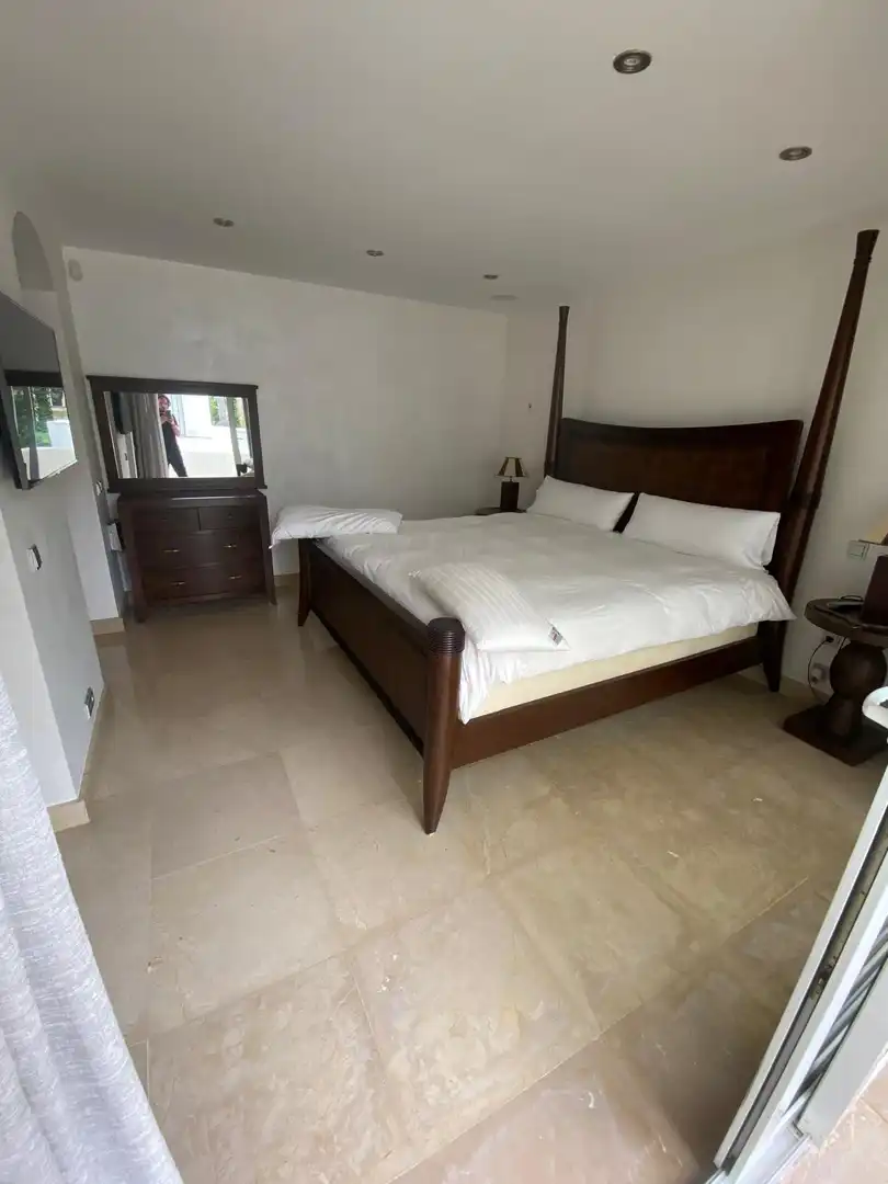 Apartamento de alquiler en Puerto Banús