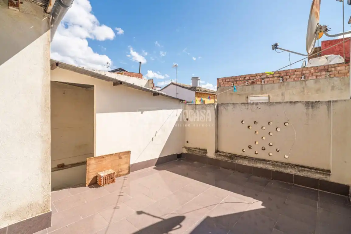 Terrassa de Casa adosada en venda en Linares amb Aire condicionat i Terrassa