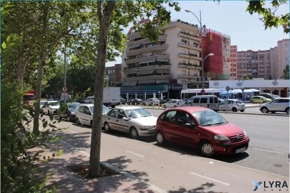 Local comercial en venda a Avenida de Europa 2, imagen 24