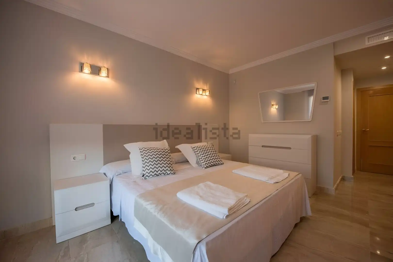Apartamento con piscina en venta en Selwo, imagen 16