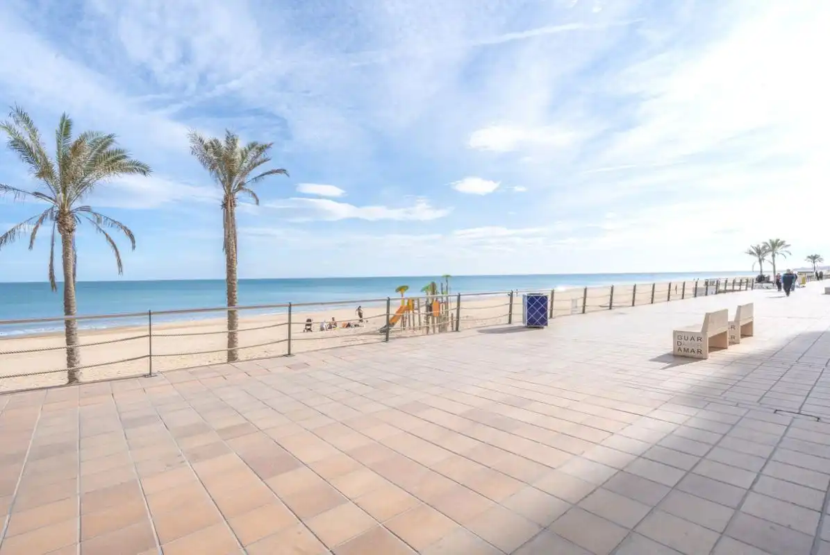 Piso con terraza en venta en Carrer Antonio Machado, imagen 2
