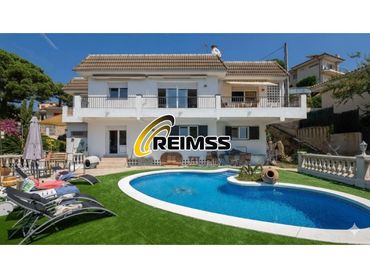 Haus mit Pool zum Verkauf in Roca Grossa