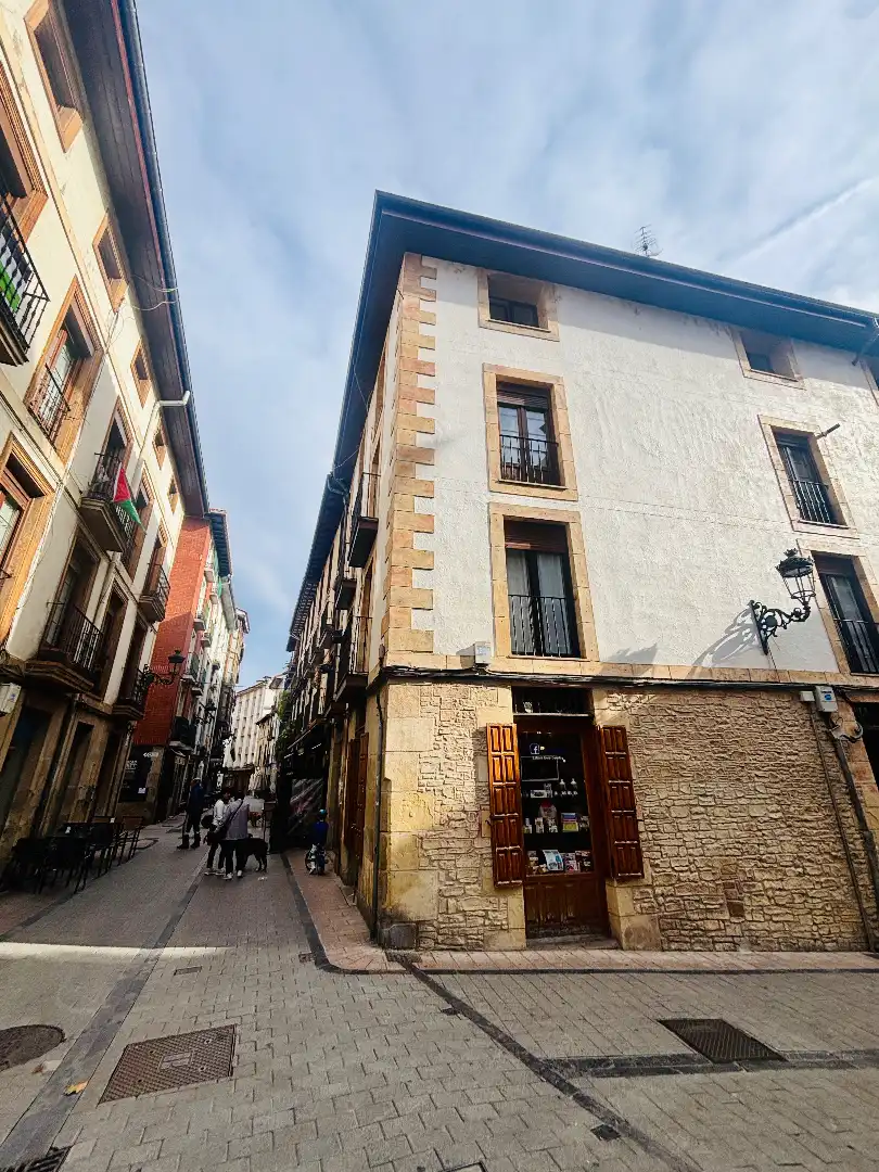 Vista exterior de Ático de alquiler con opción a compra en Ordizia con Calefacción, Parquet y Horno