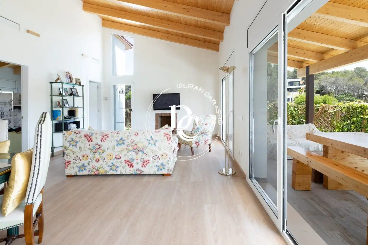 Living room of Houses for sale in Sant Pere de Ribes  with Air Conditioner, Heating and Private garden