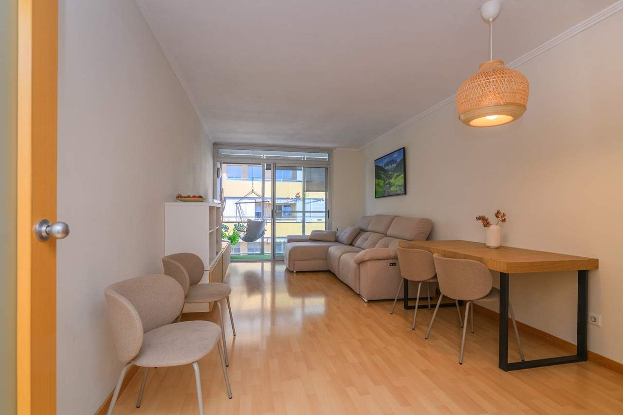 Piso en venta en  PERE III, Vilamarina