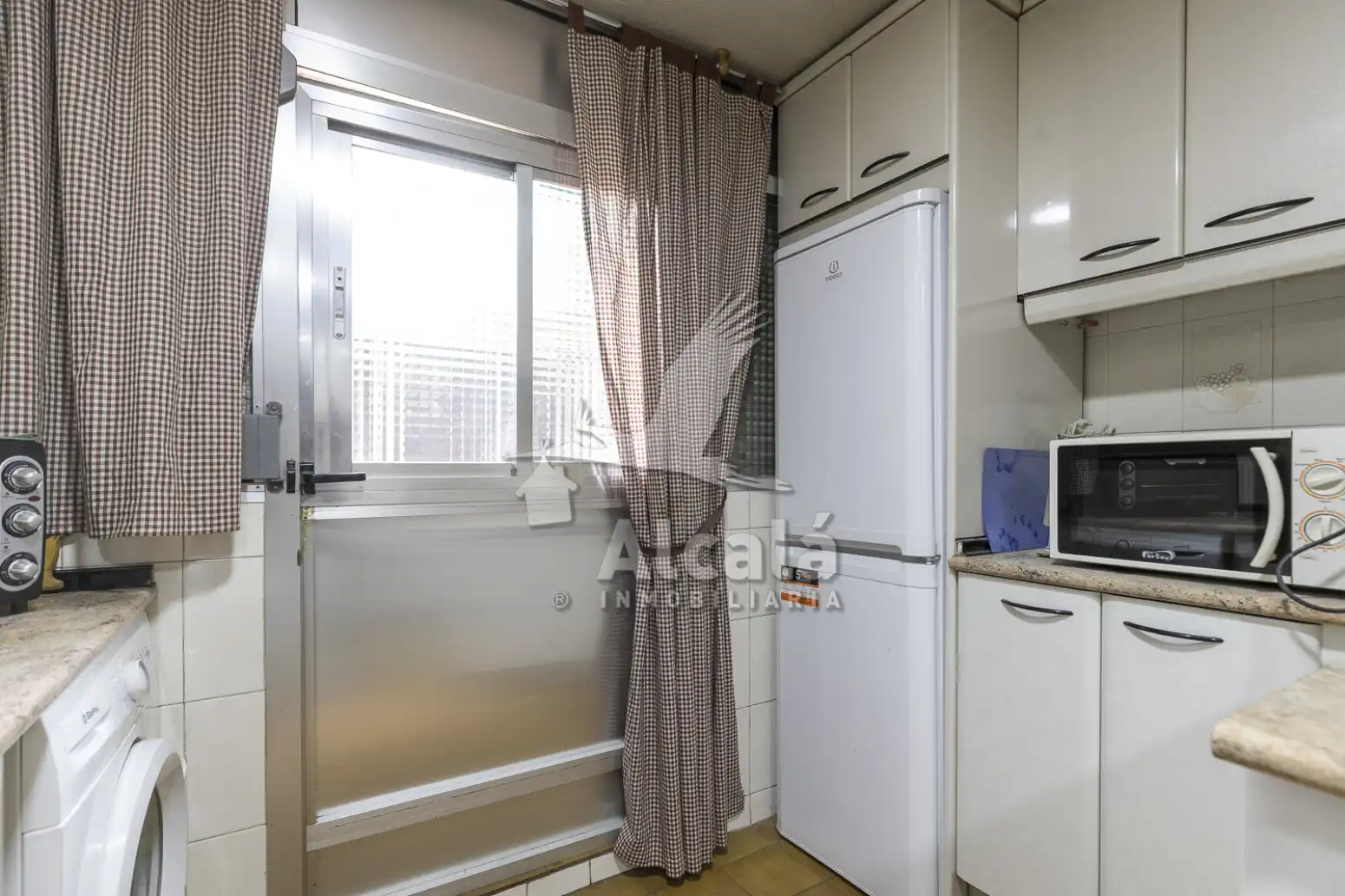 Küche von Wohnung zum Verkauf in Alcalá de Henares mit Heizung und Terrasse