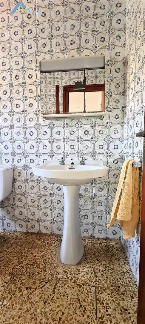 Baño de Casa o chalet en venta en Loscorrales con Calefacción, Jardín privado y Terraza