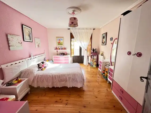 Bedroom of Houses for sale in Mucientes  with Heating