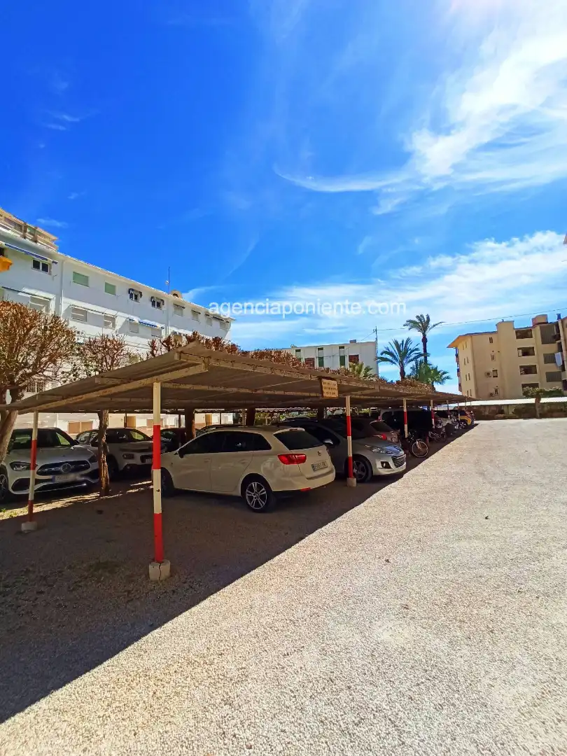 Apartments for rent in Avenida Murtal, Playa Poniente