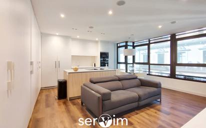 Living room of Flat for sale in Girona Capital  with Air Conditioner