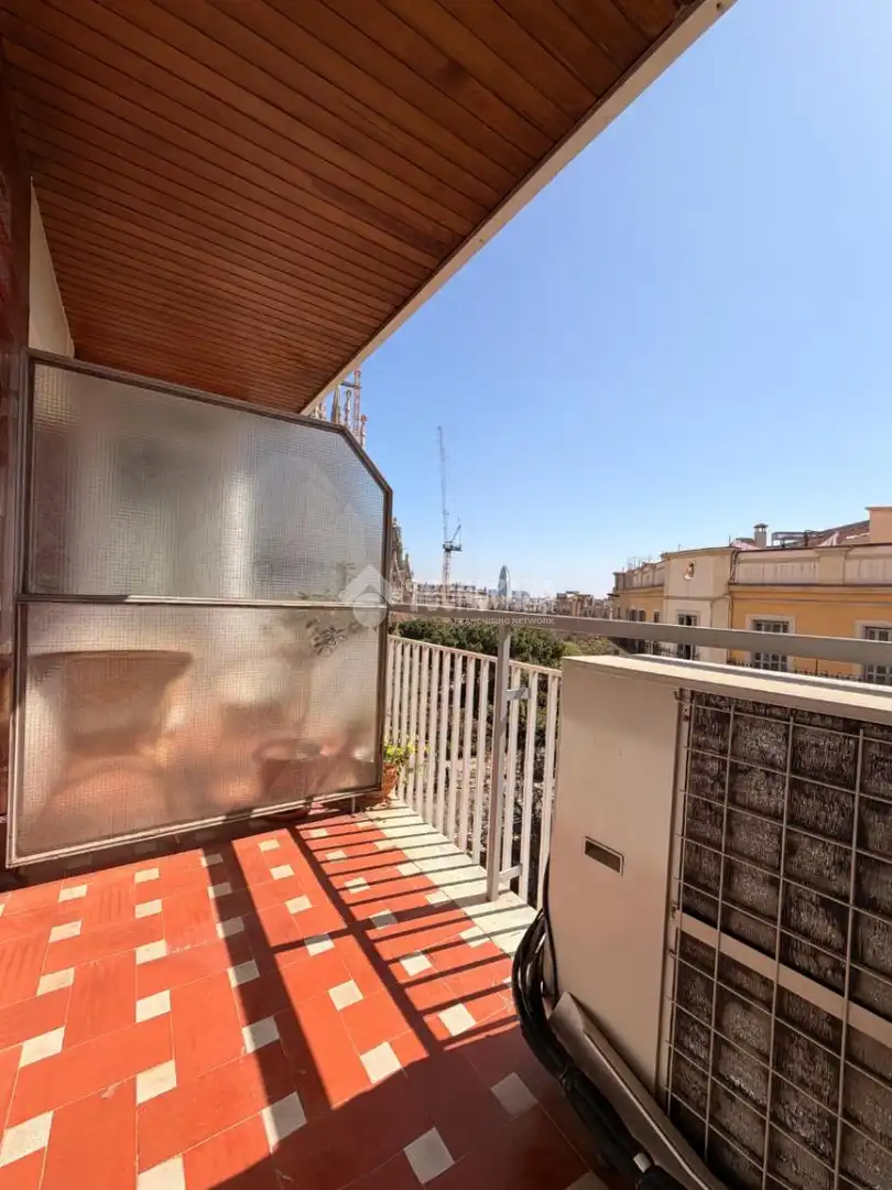 Terraza de Piso en venta en Barcelona con Aire acondicionado y Alarma