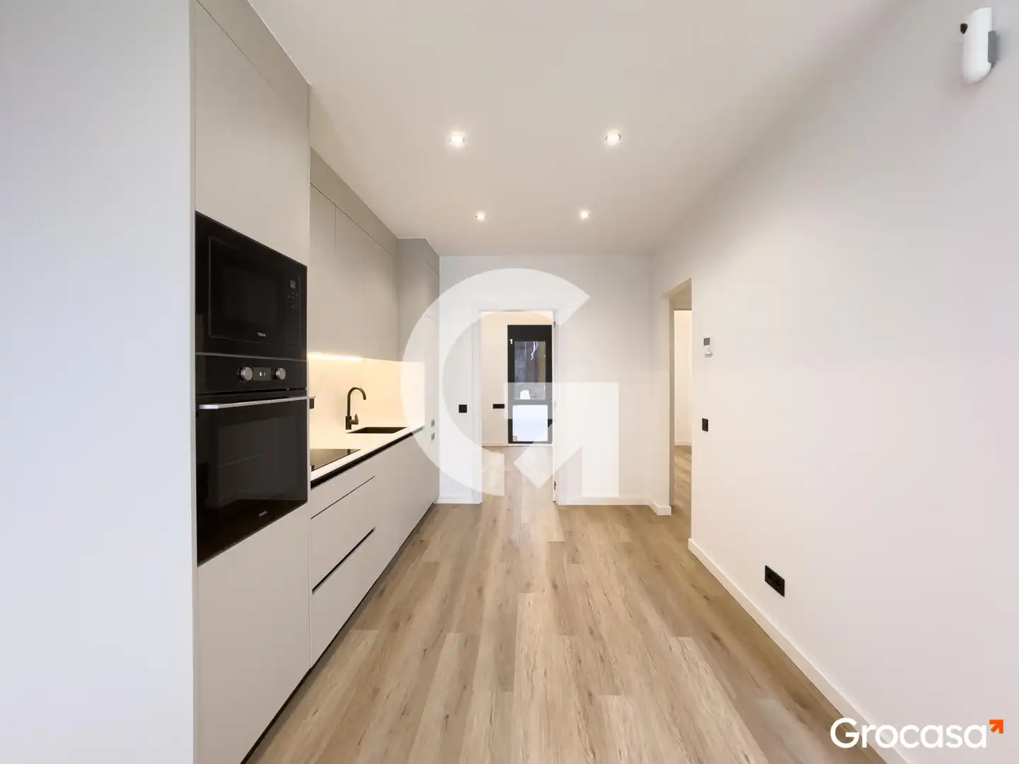 Cocina de Piso en venta en Barcelona con Aire acondicionado, Calefacción y Horno