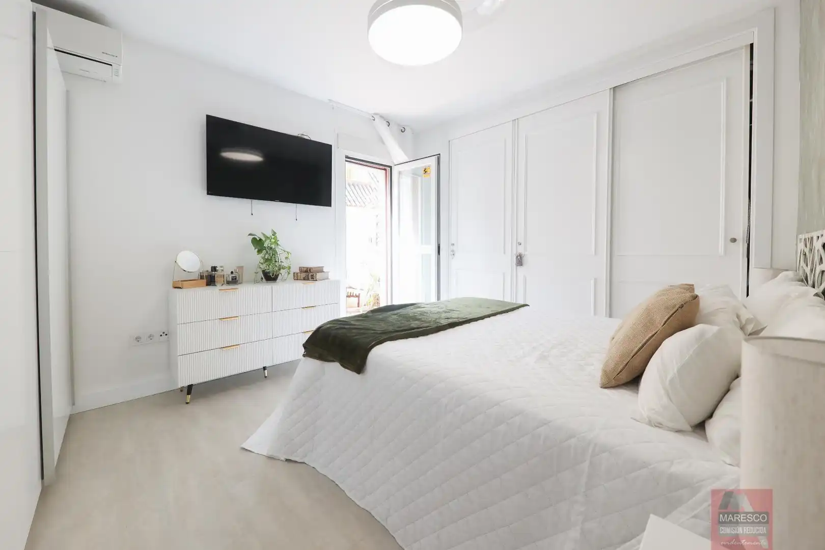 Bedroom of Detached homes for sale in Mijas  with Air Conditioner, Heating and Terrace