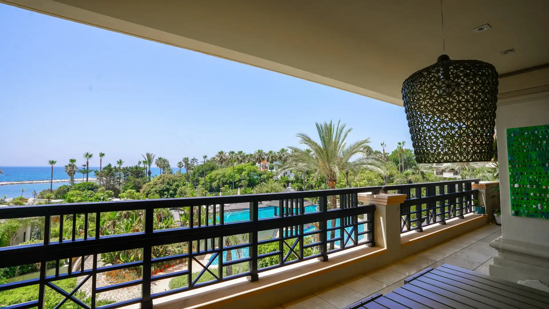 Apartament amb piscina en venda a Nueva Andalucía, imagen 2