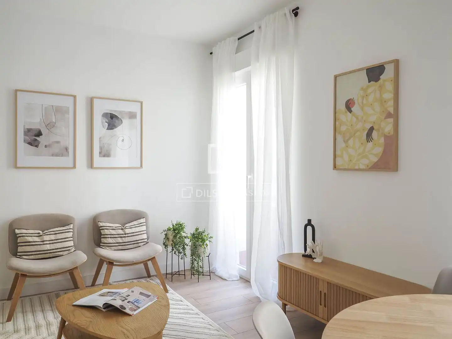 Schlafzimmer von Wohnung zum Verkauf in Madrid mit Klimaanlage, Möbliert und Balkon