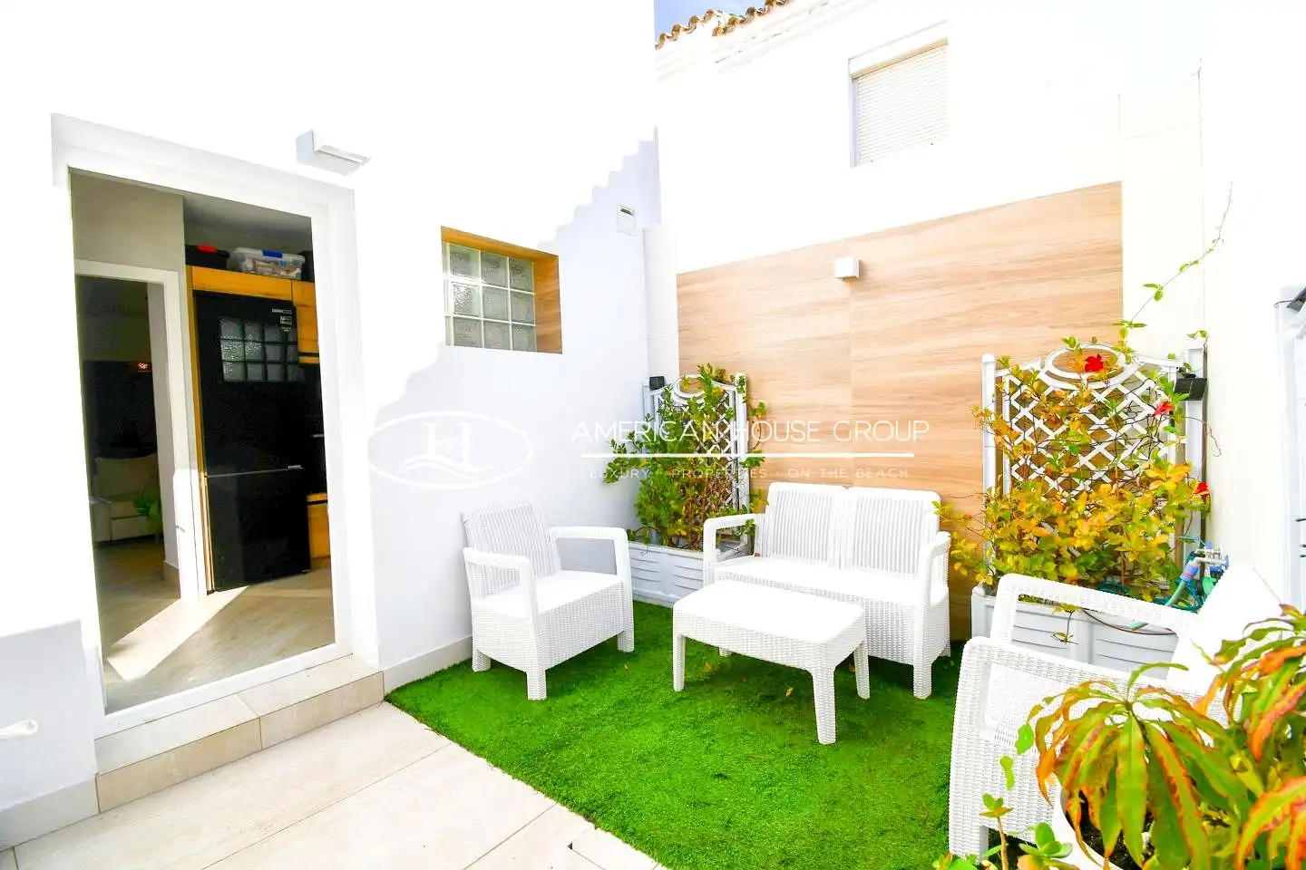 Terrassa de Casa o xalet en venda en Chiclana de la Frontera amb Aire condicionat, Jardí privat i Terrassa