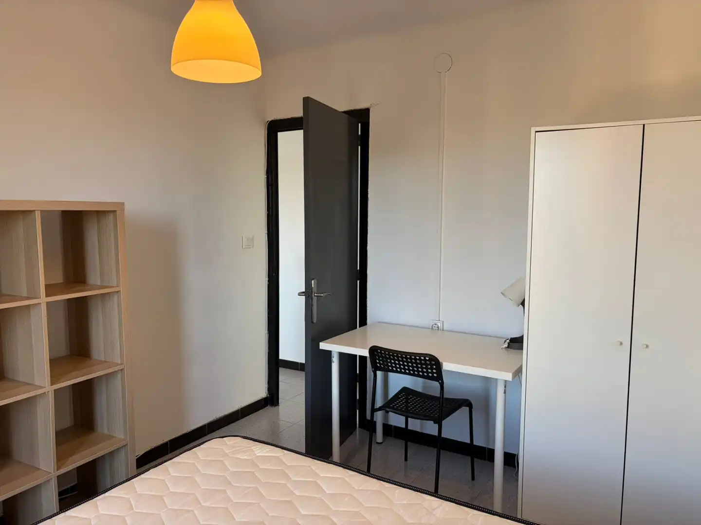 Habitación de Piso de alquiler en Girona con Calefacción, Amueblado y Horno