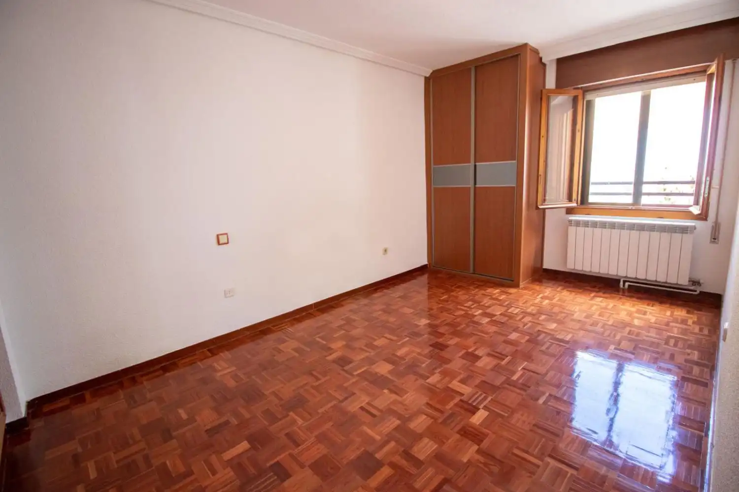 Habitación de Piso de alquiler en Móstoles con Aire acondicionado, Calefacción y Parquet