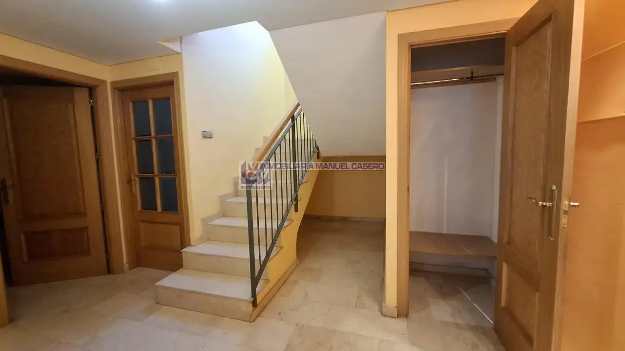 Ático en venta en Cáceres con Calefacción, Terraza y Trastero